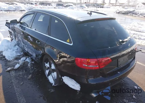 2011 Audi A4 2.0T Premium z USA, uszkodzony, nr VIN WAUWFAFLXBA141605